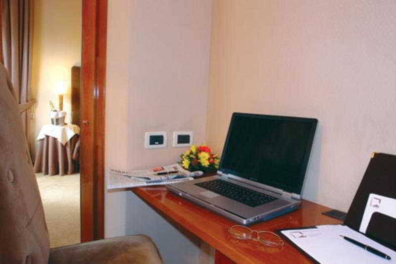Hotel Soggiorno Blu Ρώμη Εξωτερικό φωτογραφία