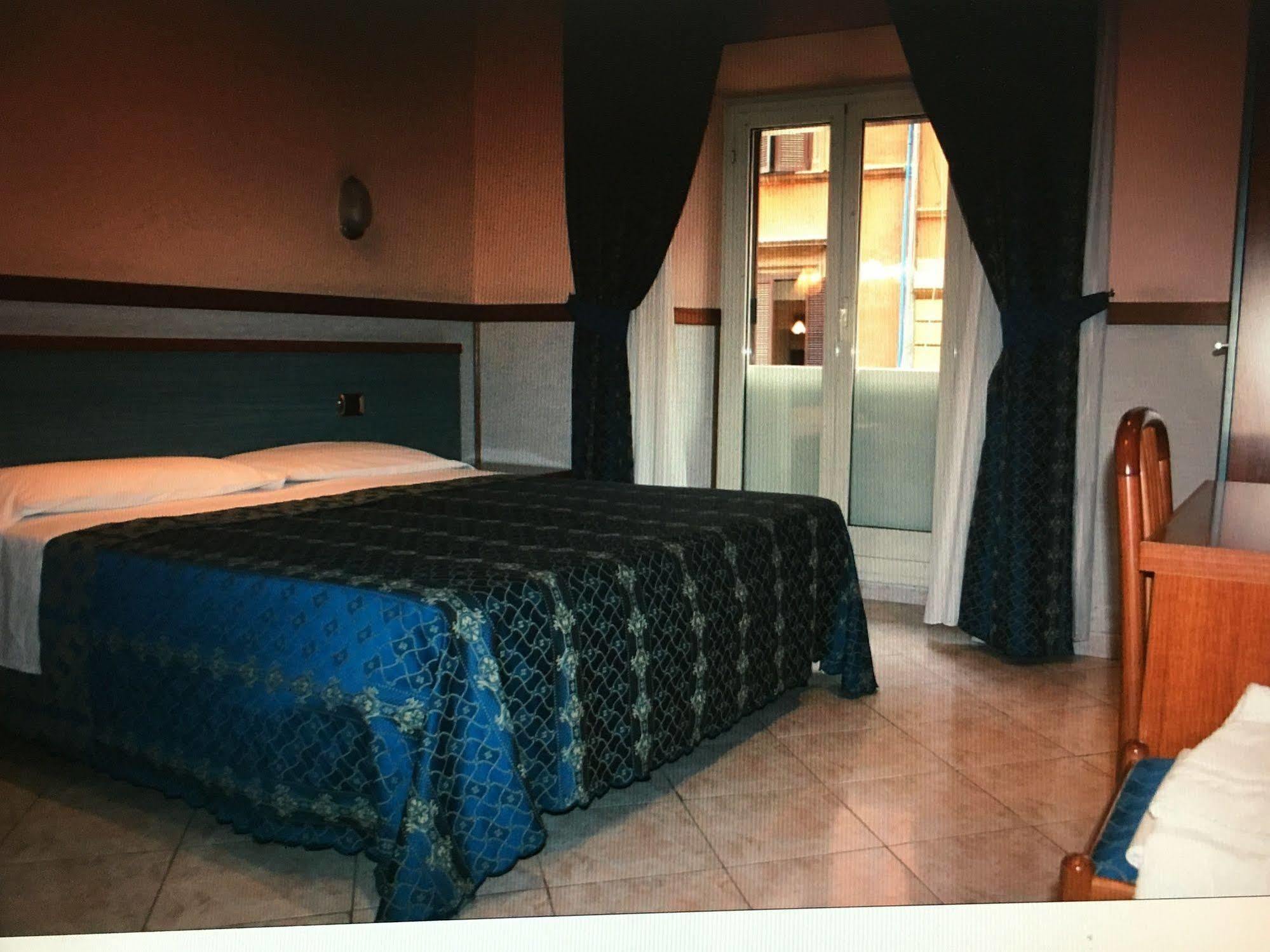 Hotel Soggiorno Blu Ρώμη Εξωτερικό φωτογραφία