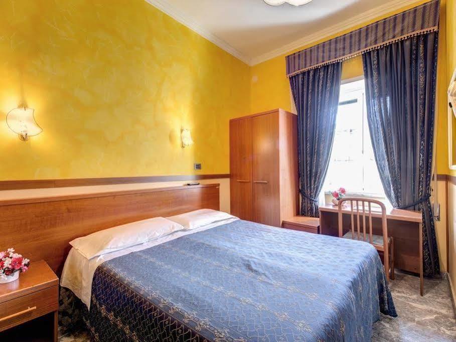 Hotel Soggiorno Blu Ρώμη Εξωτερικό φωτογραφία